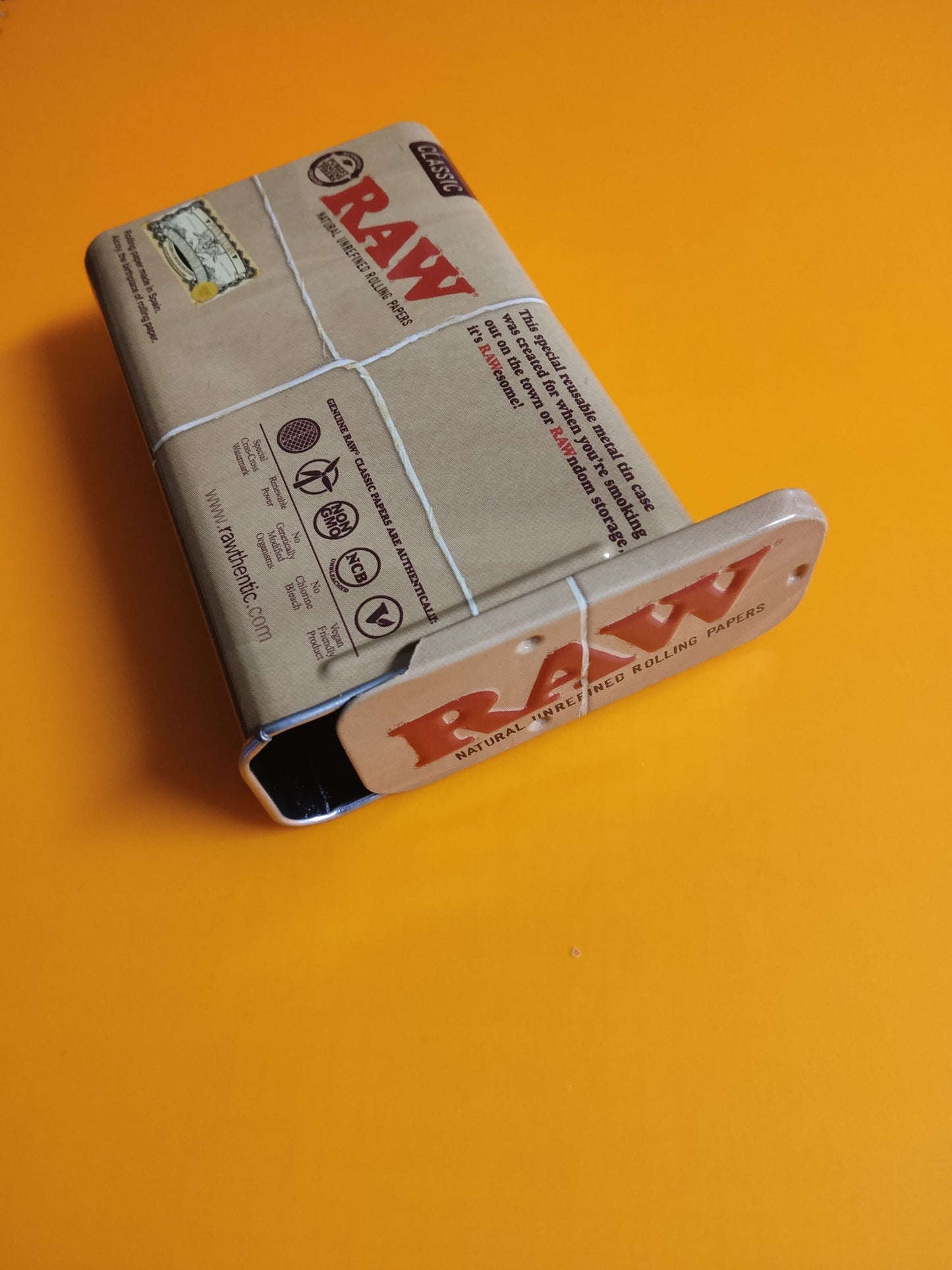 RAW Caja/Pitillera Metálica Tapa Corredera