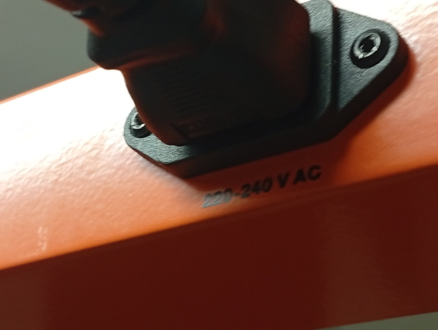 FOCO LED// IGNATOR 750W REGULABLE